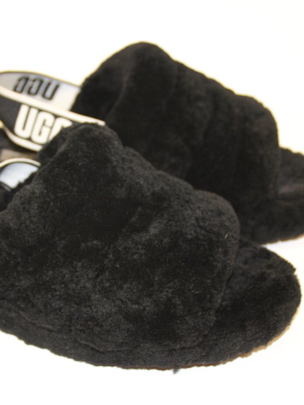 UGG Women’s size 7 Fluff Yeah Slide Slippers Black With Strap See Measurements